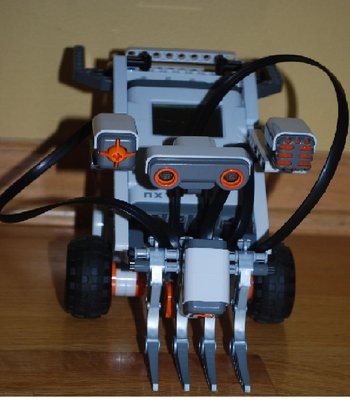 UPDATE: My first mindstorm creation built on that same day. name=Strongbot